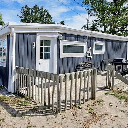 Main Beach River Retreat - Wasaga Beach 1 - Main Strip - 93 Mosley St מראה חיצוני תמונה