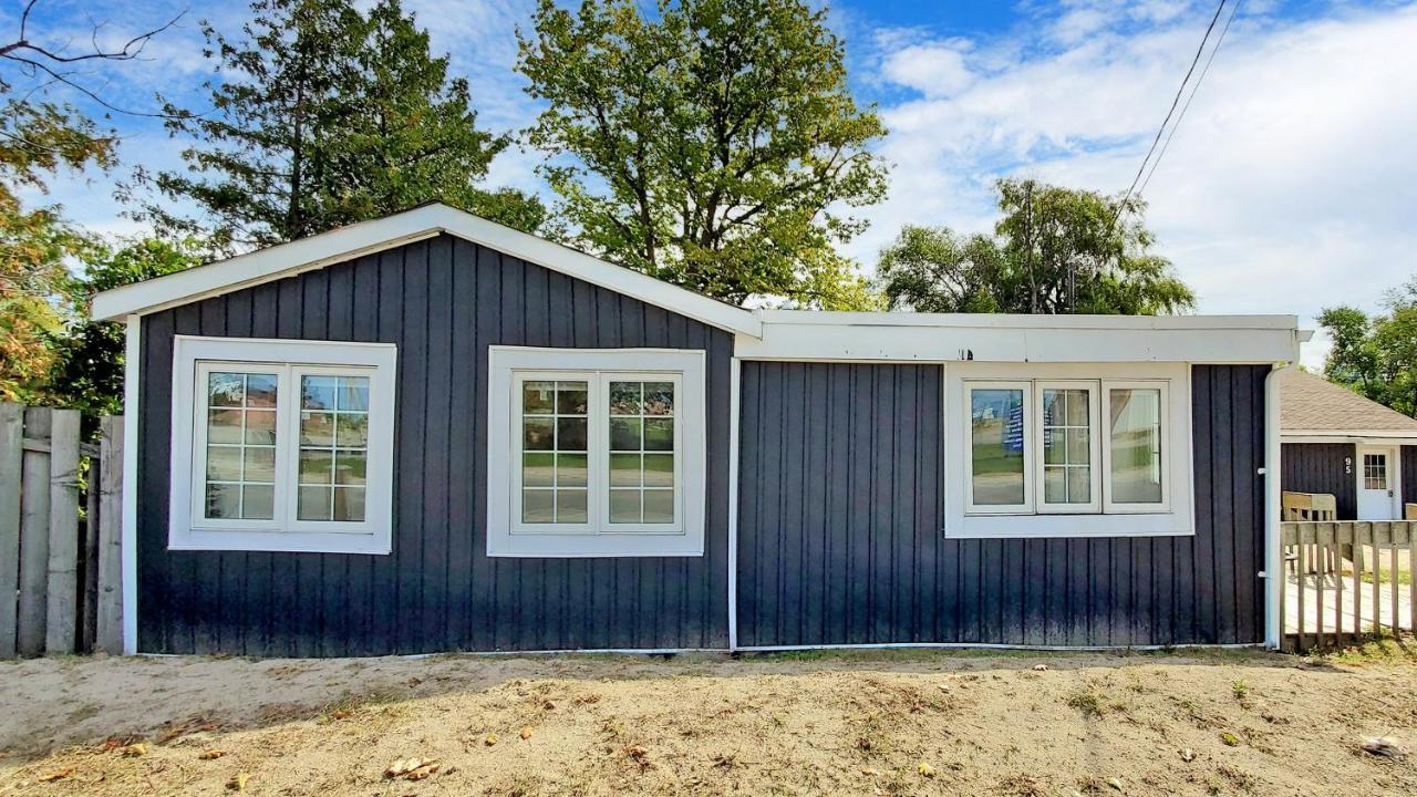 Main Beach River Retreat - Wasaga Beach 1 - Main Strip - 93 Mosley St מראה חיצוני תמונה