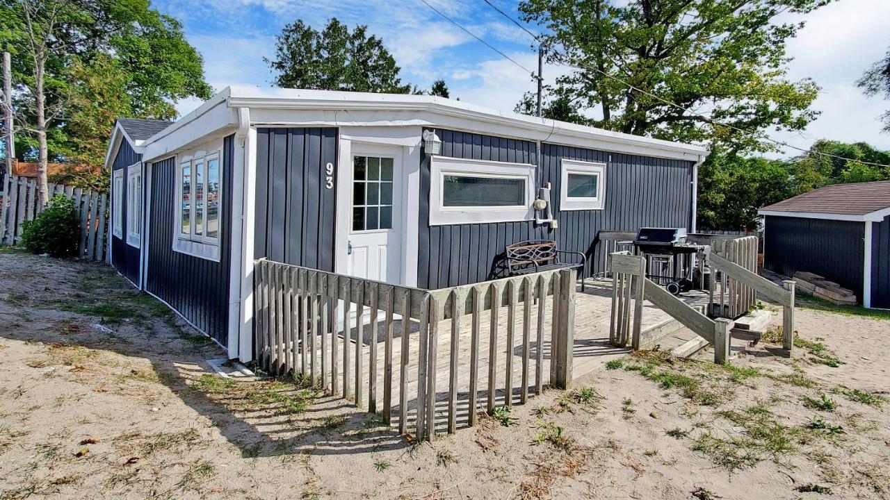 Main Beach River Retreat - Wasaga Beach 1 - Main Strip - 93 Mosley St מראה חיצוני תמונה