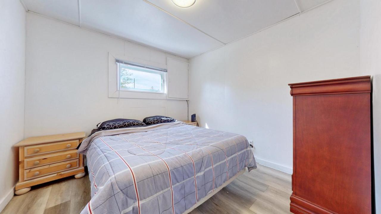 Main Beach River Retreat - Wasaga Beach 1 - Main Strip - 93 Mosley St מראה חיצוני תמונה