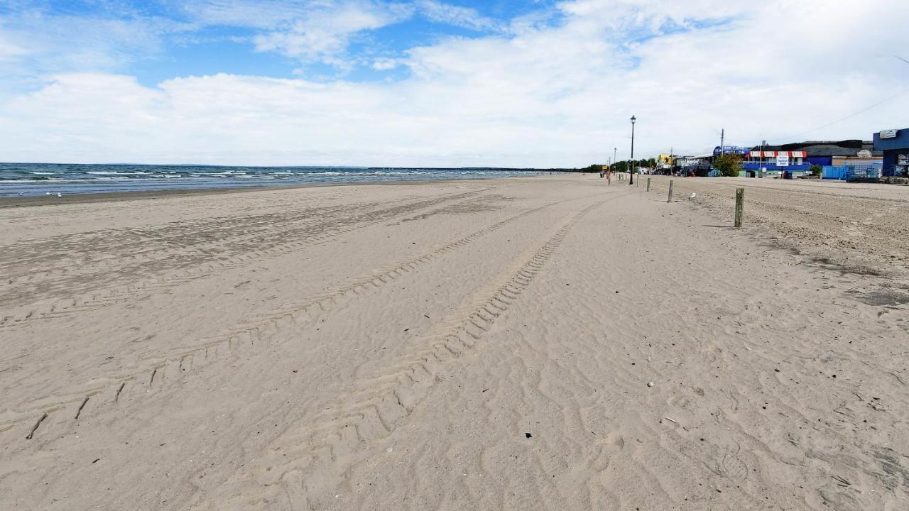 Main Beach River Retreat - Wasaga Beach 1 - Main Strip - 93 Mosley St מראה חיצוני תמונה