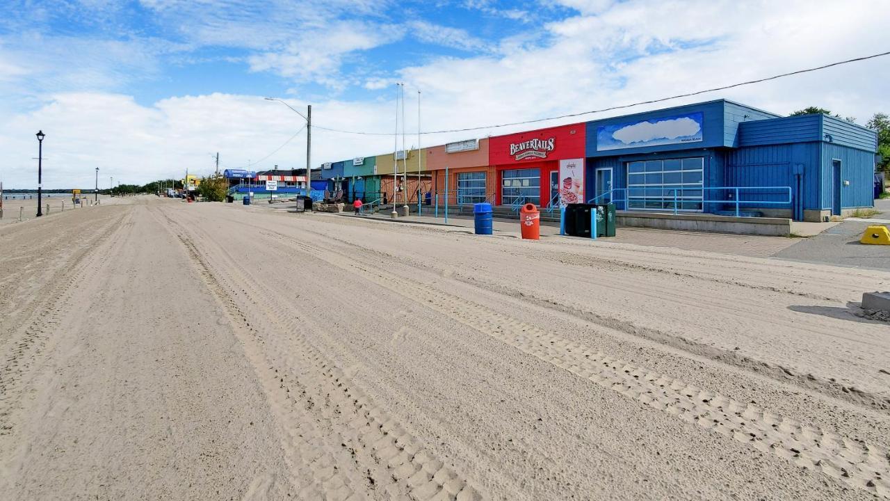 Main Beach River Retreat - Wasaga Beach 1 - Main Strip - 93 Mosley St מראה חיצוני תמונה