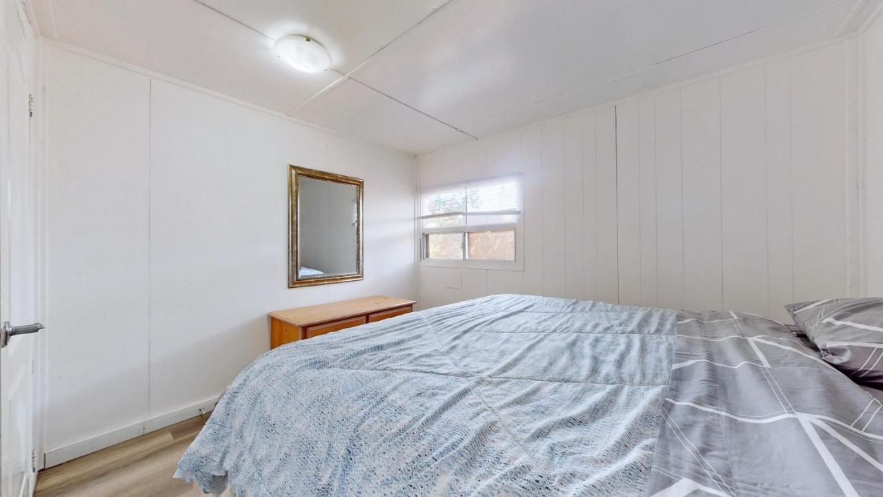Main Beach River Retreat - Wasaga Beach 1 - Main Strip - 93 Mosley St מראה חיצוני תמונה